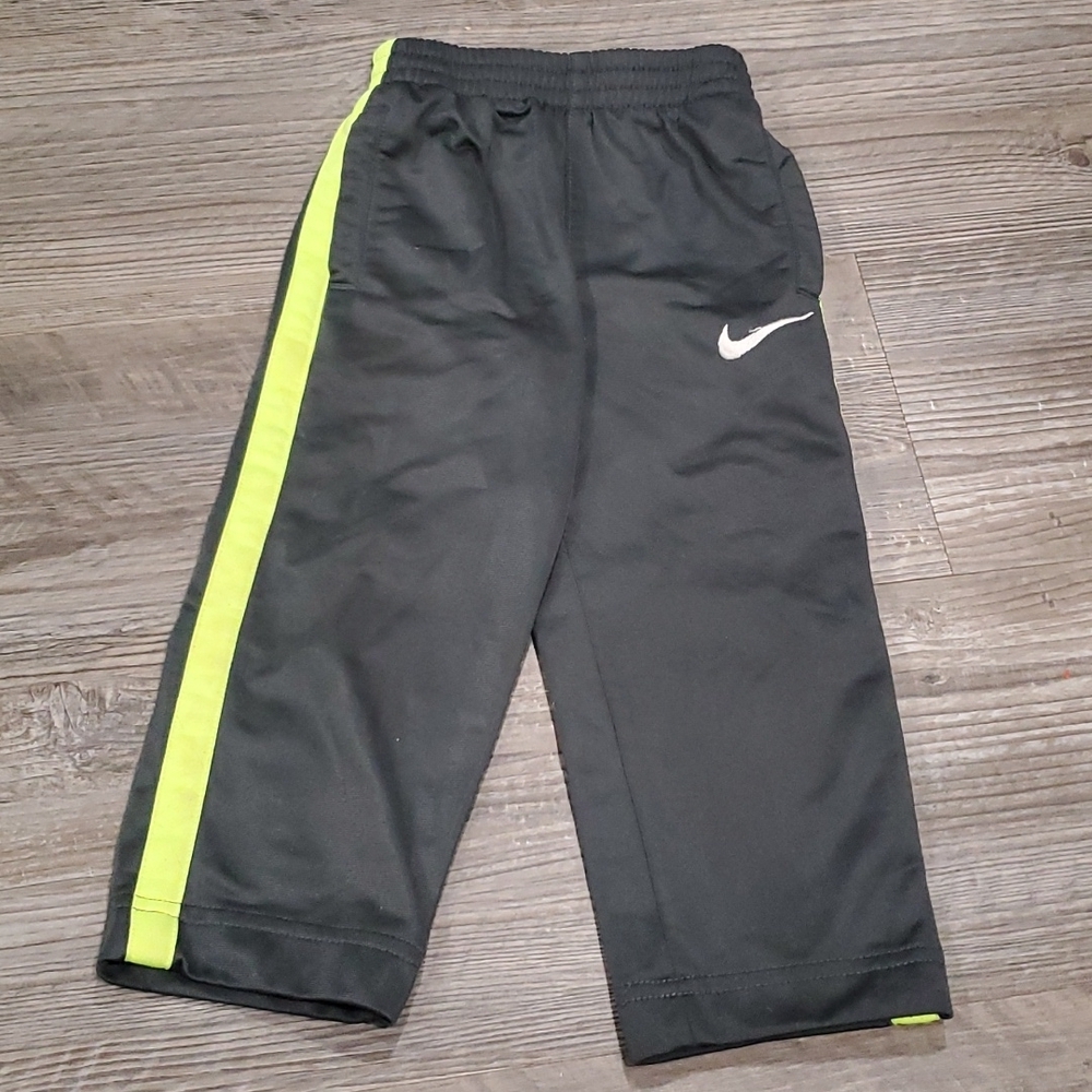 Nike Hooded Sweatshirt Matching Set Size 24 Months/2T - Picture 9 of 14